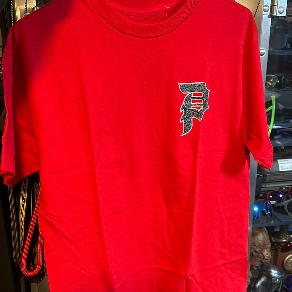 Primitive Independent Collab T